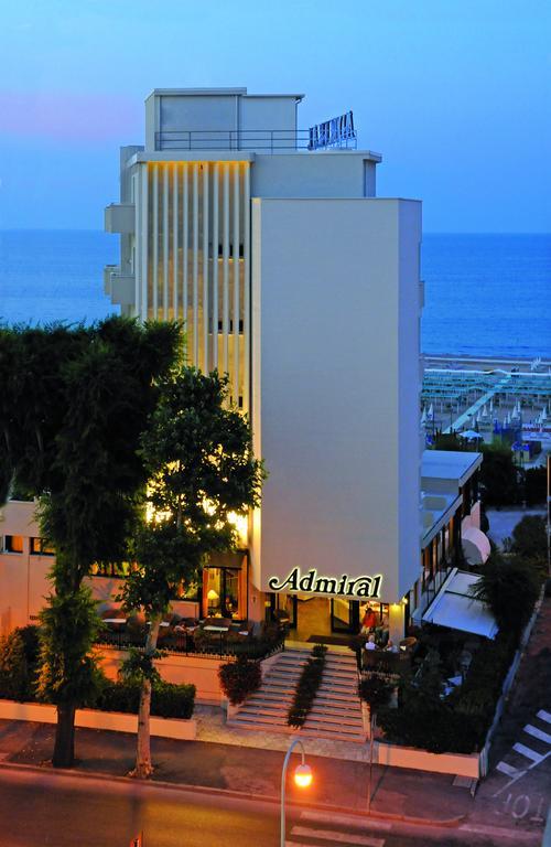 Hotel Admiral - On The Beach Riccione Esterno foto